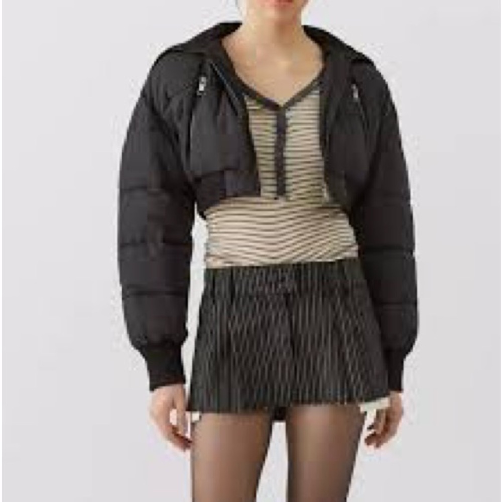 urban outfitters cropped puffer